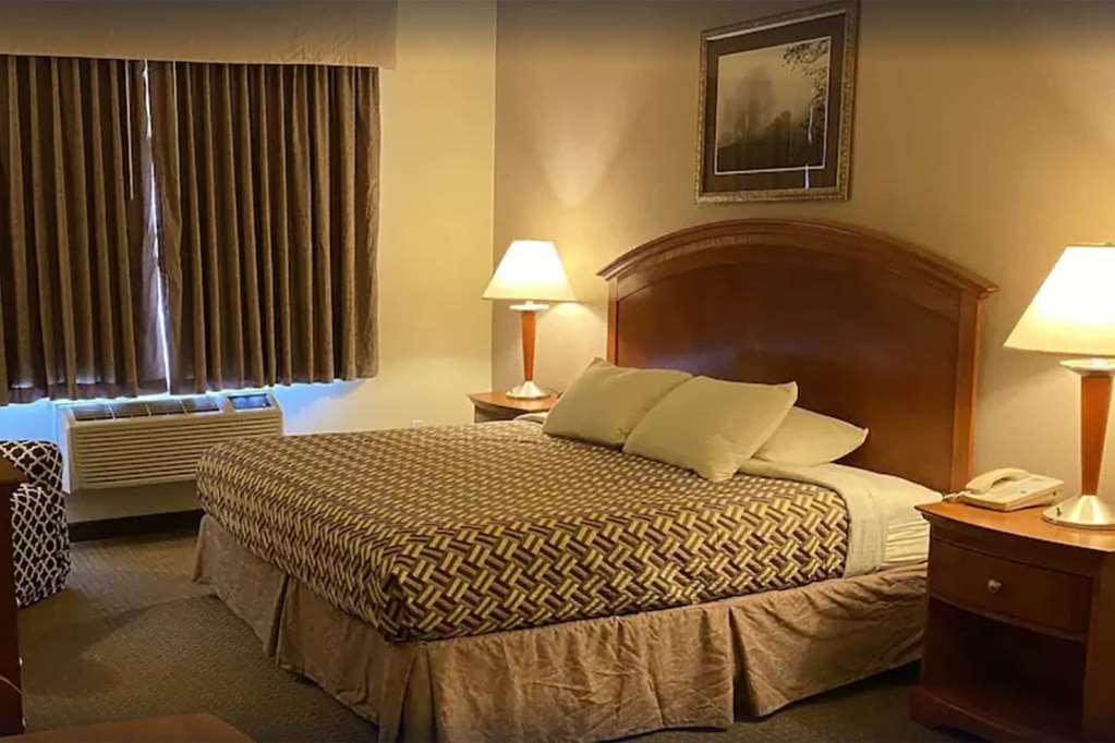 פיירפליי A Riverside Inn Travelodge By Wyndham חדר תמונה