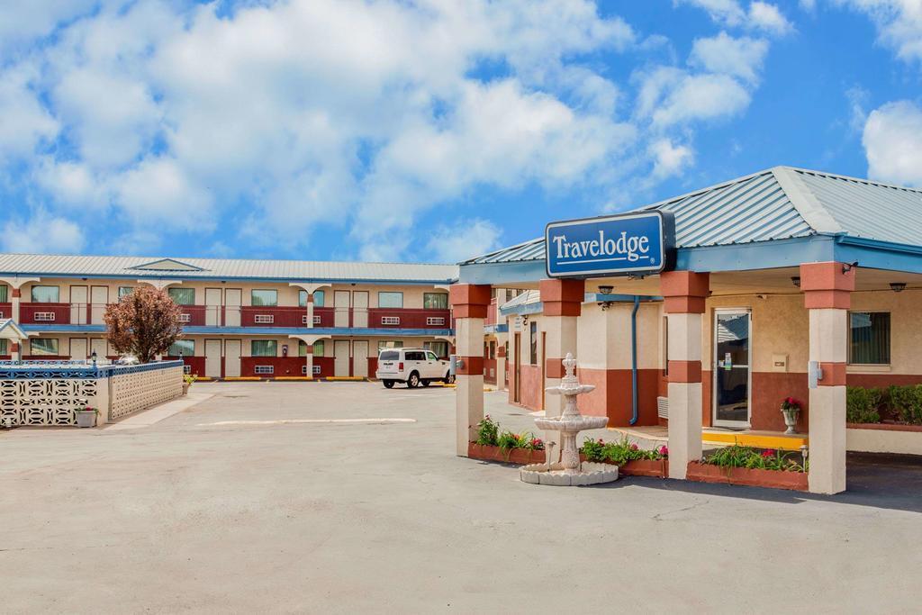 פיירפליי A Riverside Inn Travelodge By Wyndham מראה חיצוני תמונה