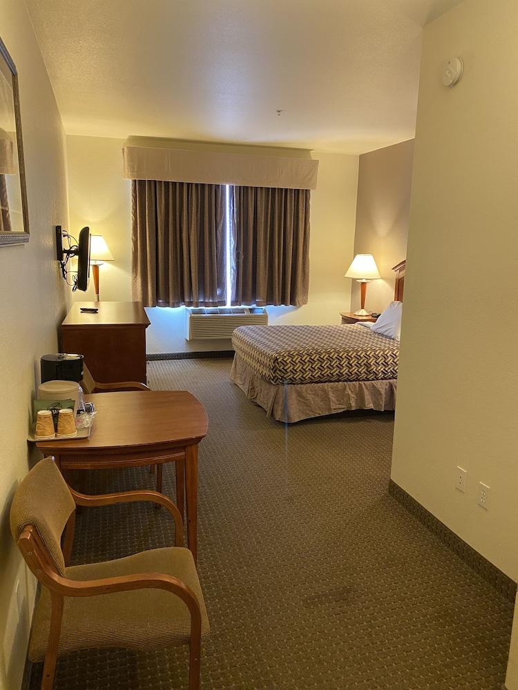 פיירפליי A Riverside Inn Travelodge By Wyndham מראה חיצוני תמונה